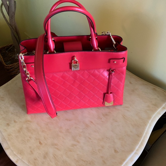 Michael Kors Handbags - New with no tag